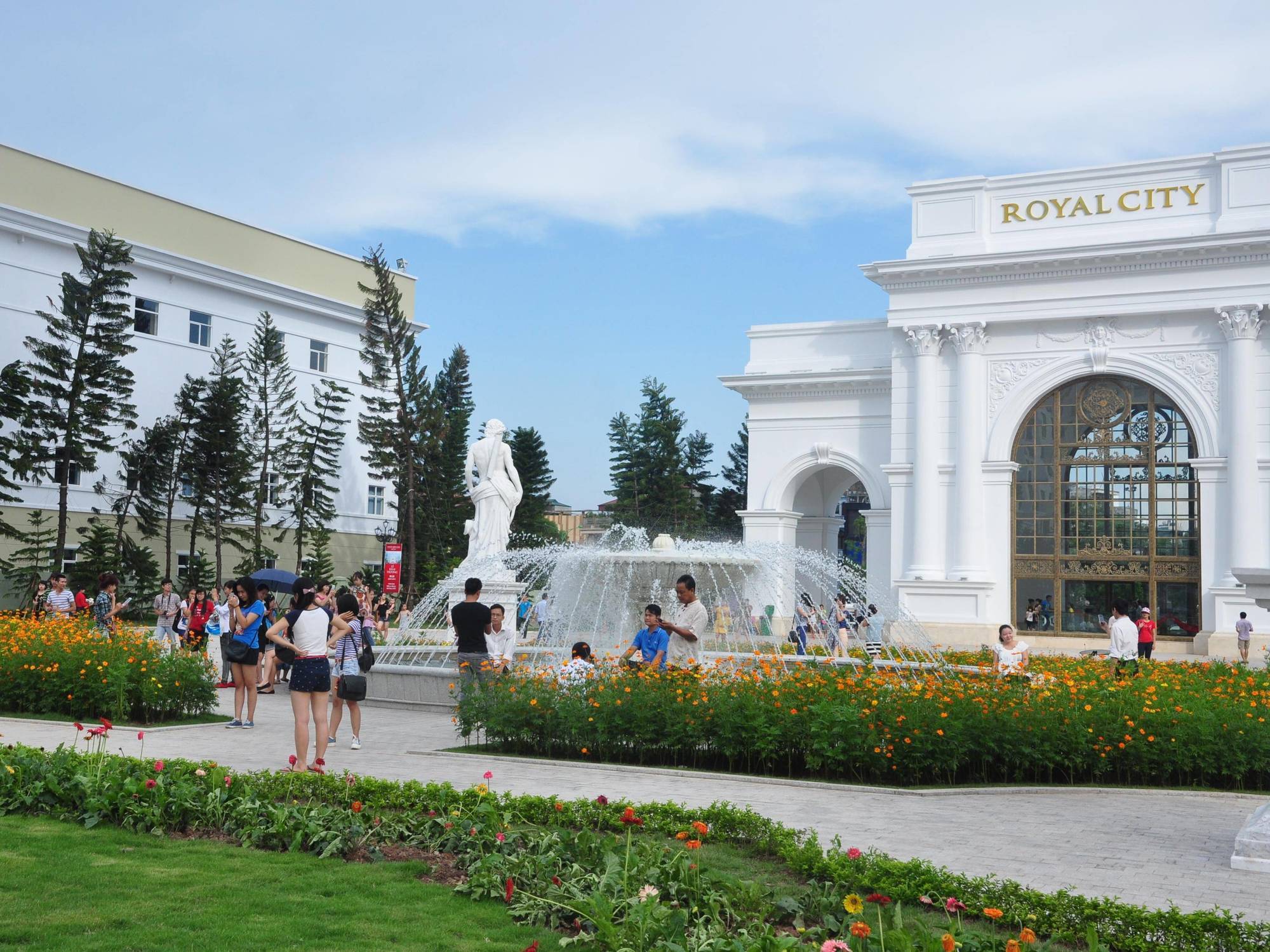 Vinhomes Royal City Apartment Hanoi Exterior foto